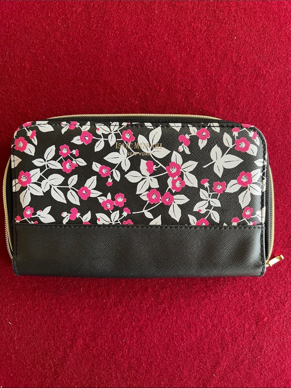 NWT Isaac Mizrahi New York floral designed makeup to-go case